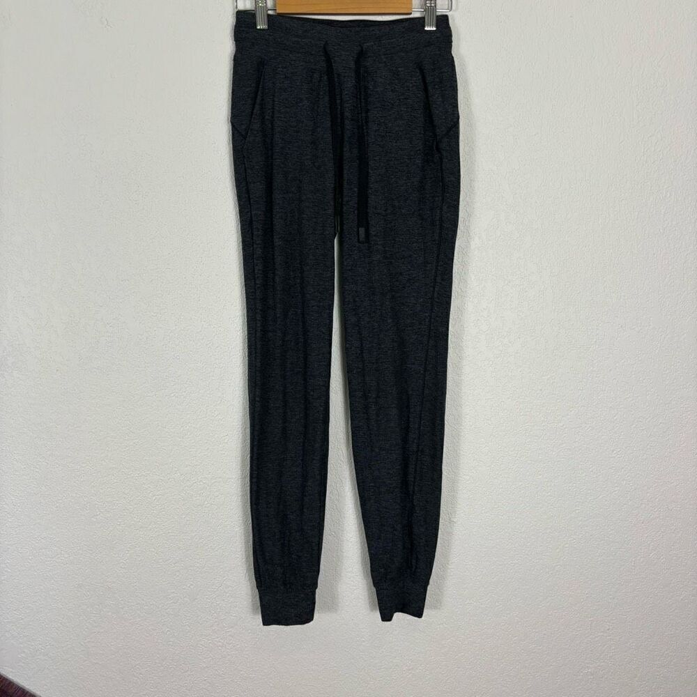Lululemon Heathered‎ Grey Jogger Yoga Pants Size 2